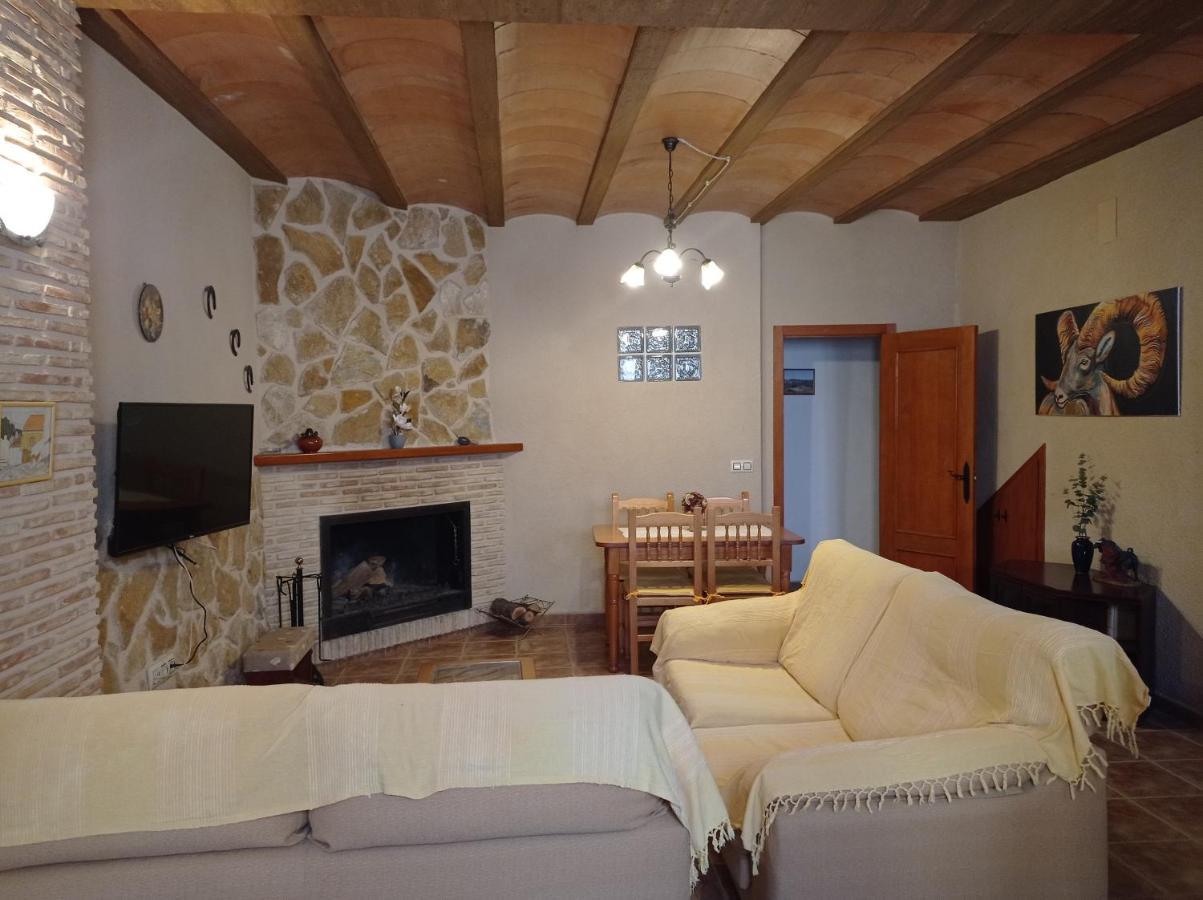 Casa Camille.Villares Elche De La Sierra Εξωτερικό φωτογραφία