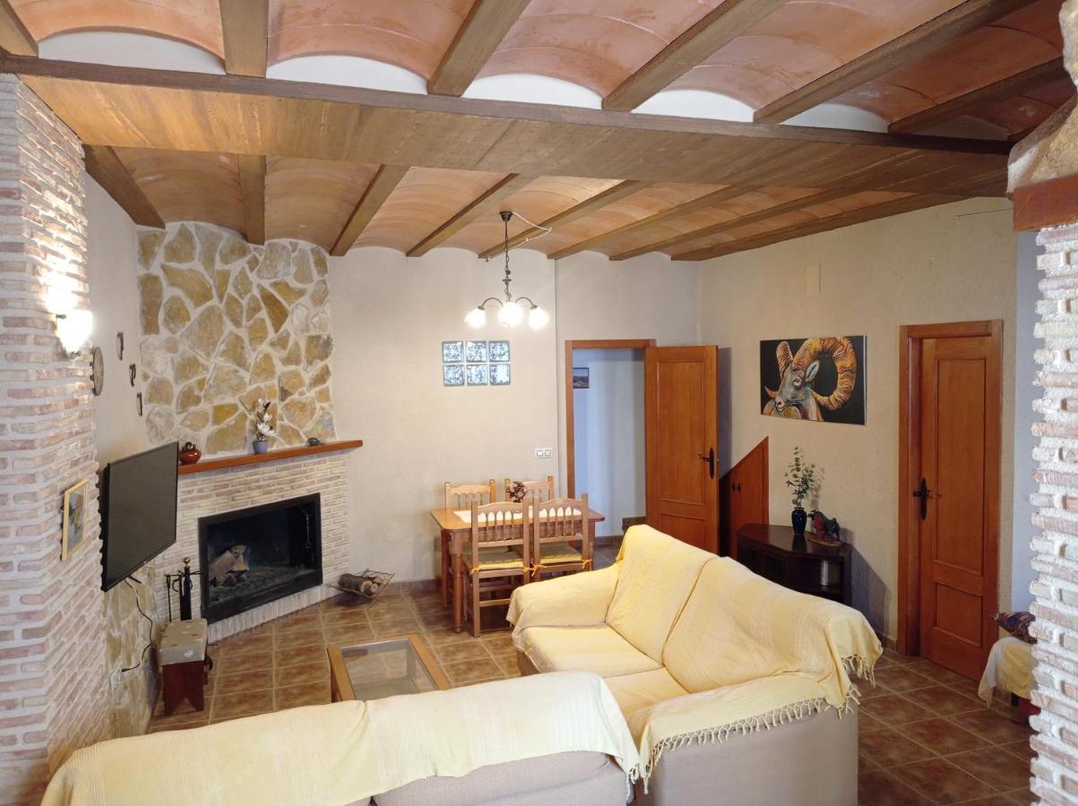 Casa Camille.Villares Elche De La Sierra Εξωτερικό φωτογραφία